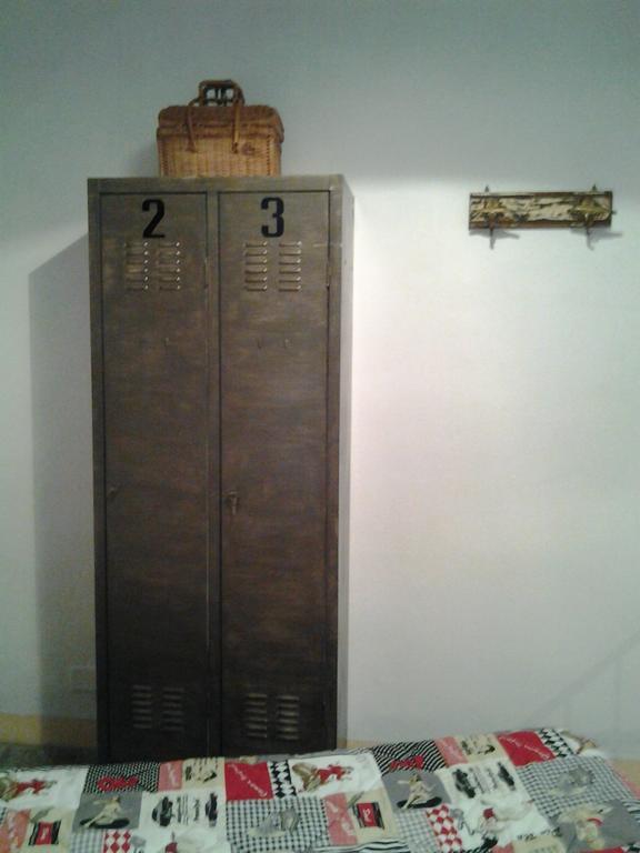Apartment Seminello بيتيجليانو الغرفة الصورة